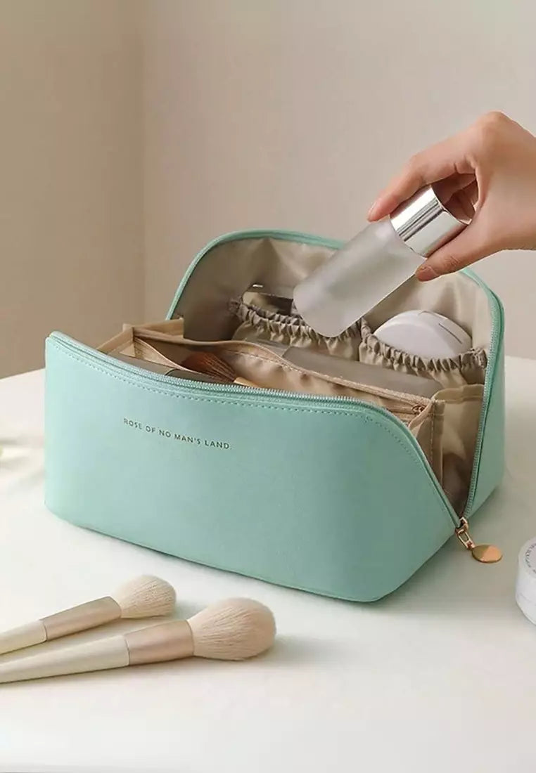 Chic Beauty Travel Case